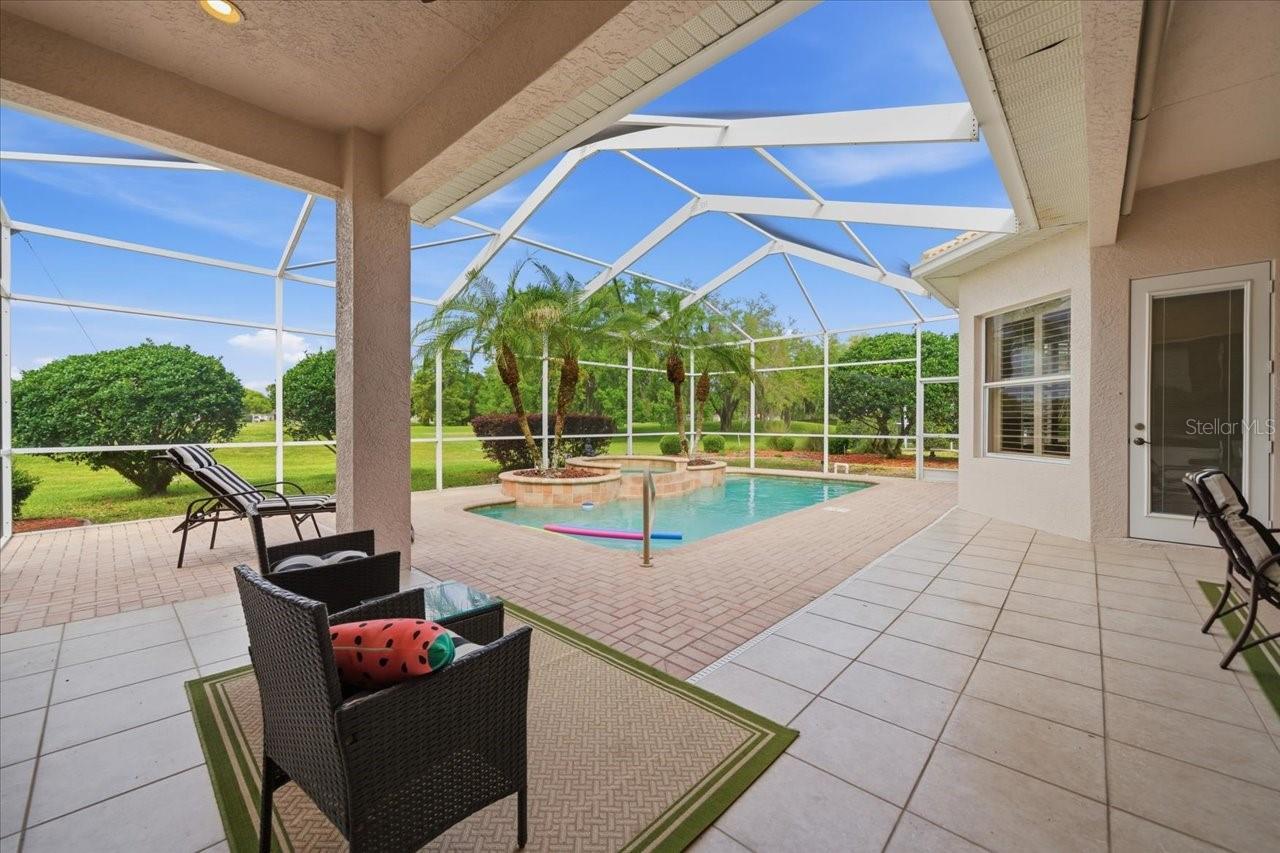 SILVERTHORN PH 2A LOT 15 - Residential