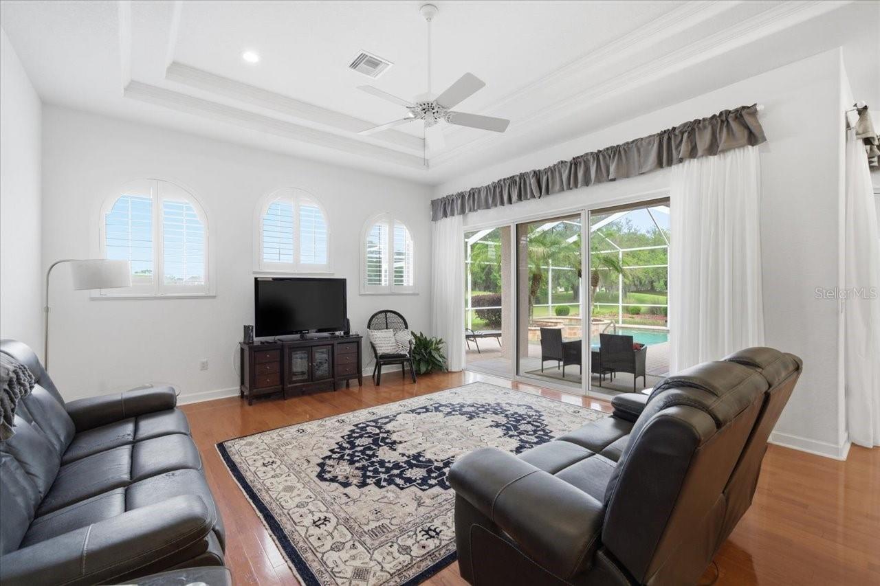 SILVERTHORN PH 2A LOT 15 - Residential