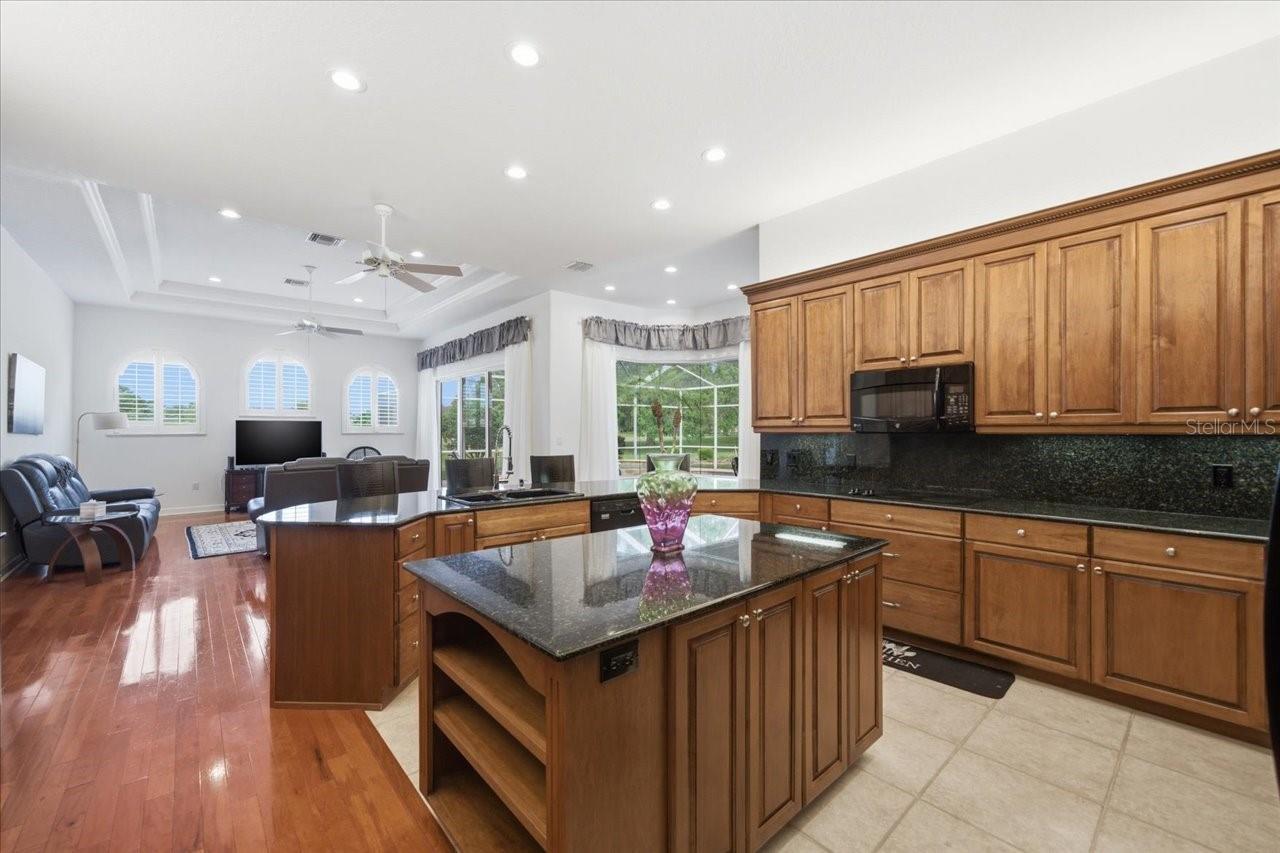 SILVERTHORN PH 2A LOT 15 - Residential