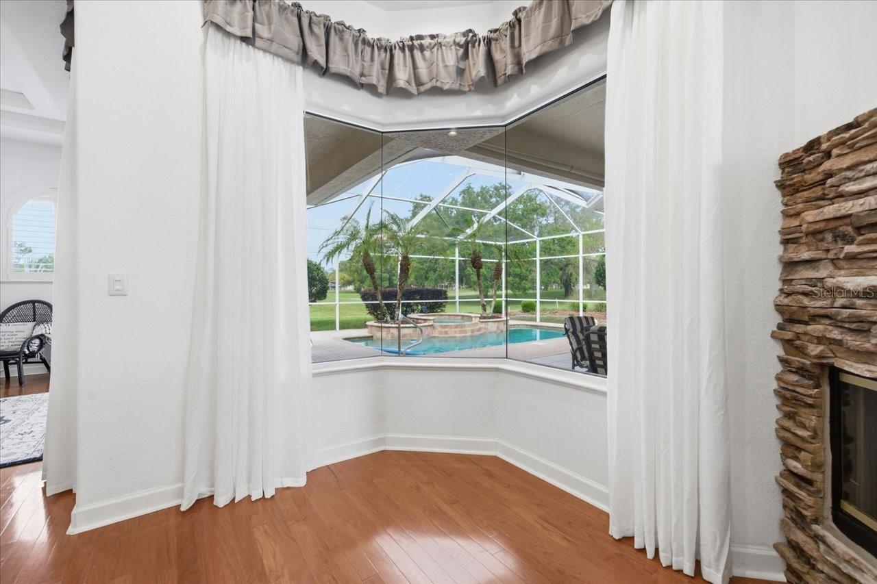 SILVERTHORN PH 2A LOT 15 - Residential