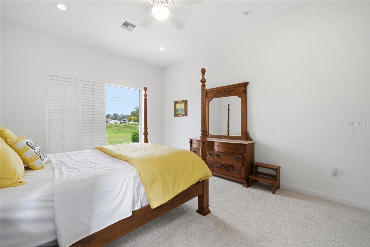 SILVERTHORN PH 2A LOT 15 - Residential