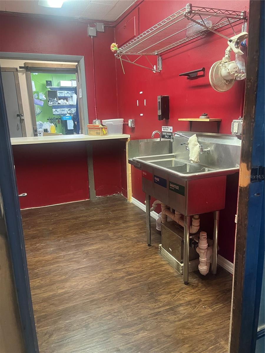 MOUNT DORA - Commercial Lease