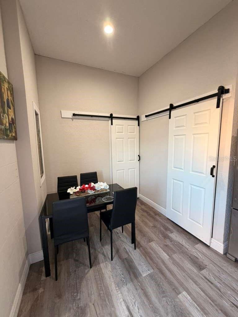 FAIRWAY OAKS - Residential