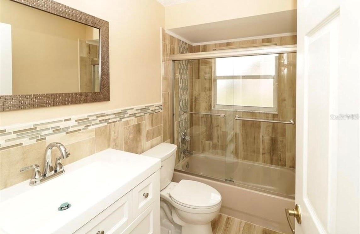 FAIRWAY OAKS - Residential