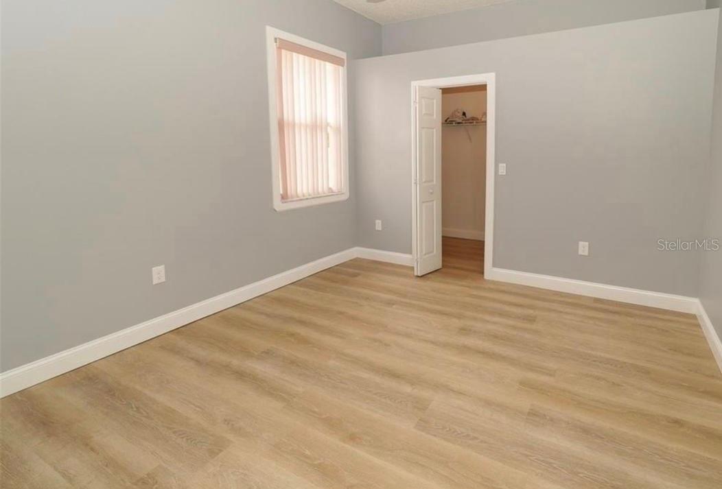 FAIRWAY OAKS - Residential