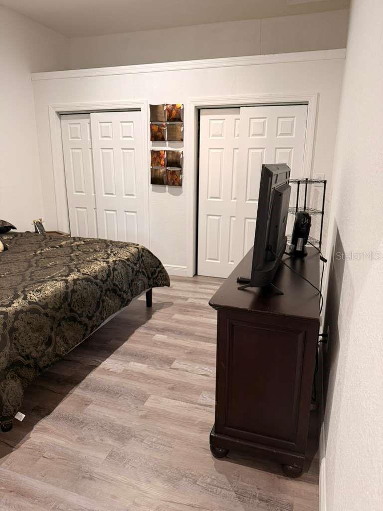 FAIRWAY OAKS - Residential