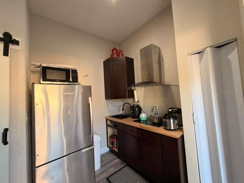 FAIRWAY OAKS - Residential