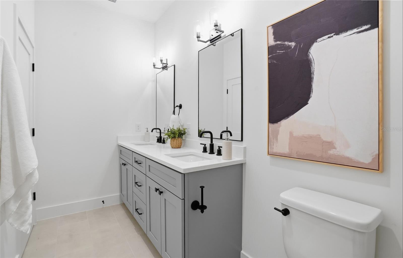 THE HARPER AND THE SAMSON - Residential