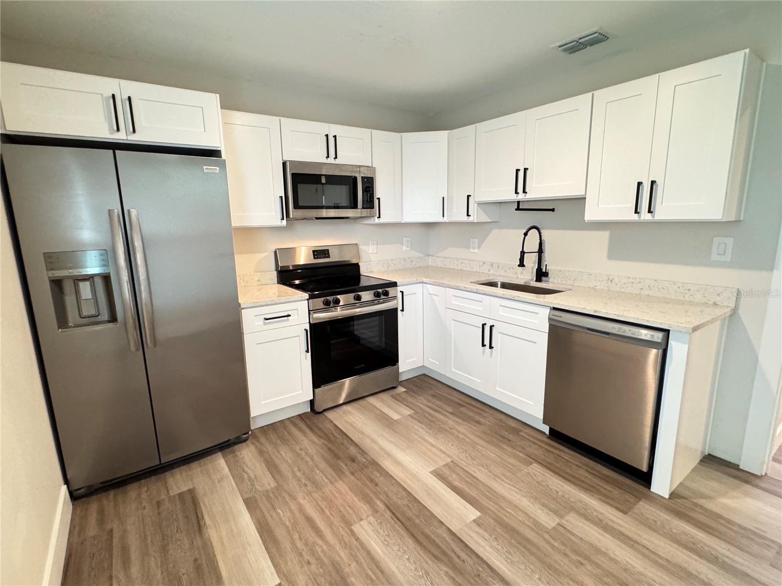 AVALON - Residential