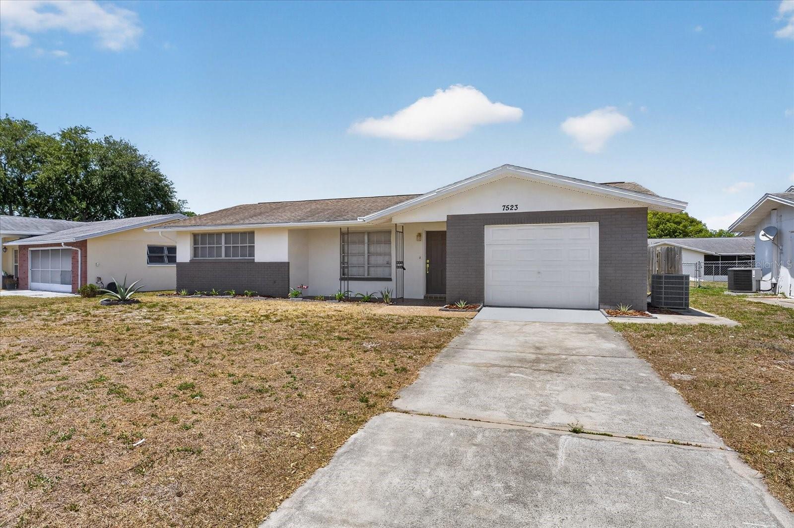 JASMINE LAKES - Residential