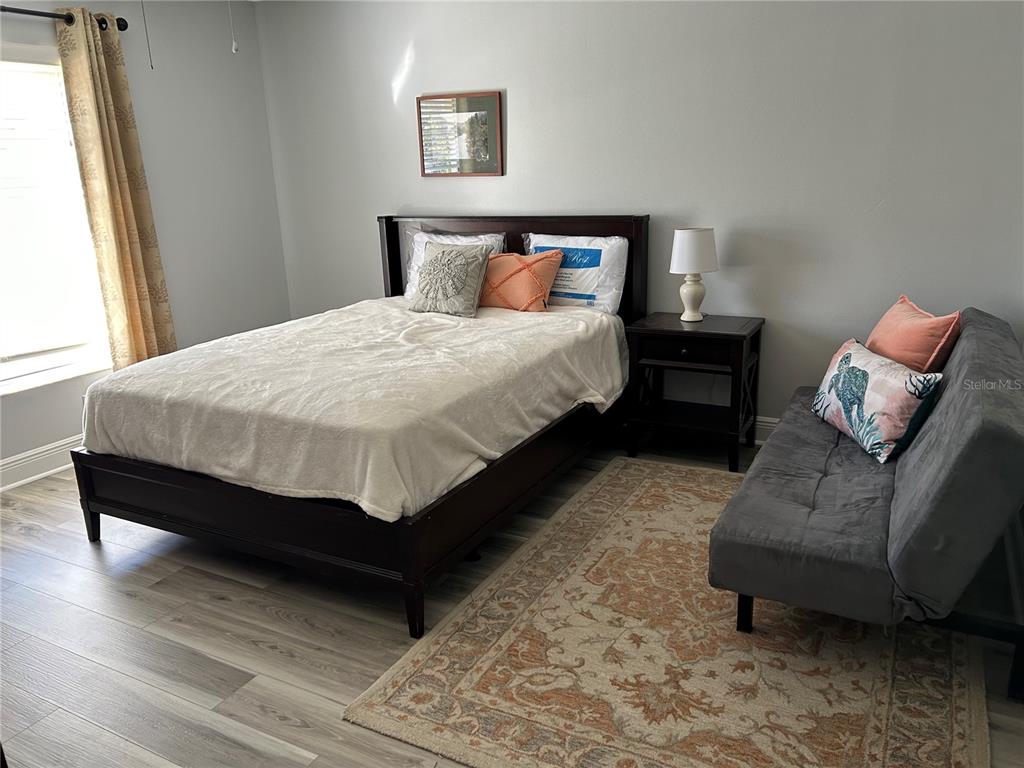 PEBBLE SPRINGS - Residential Lease