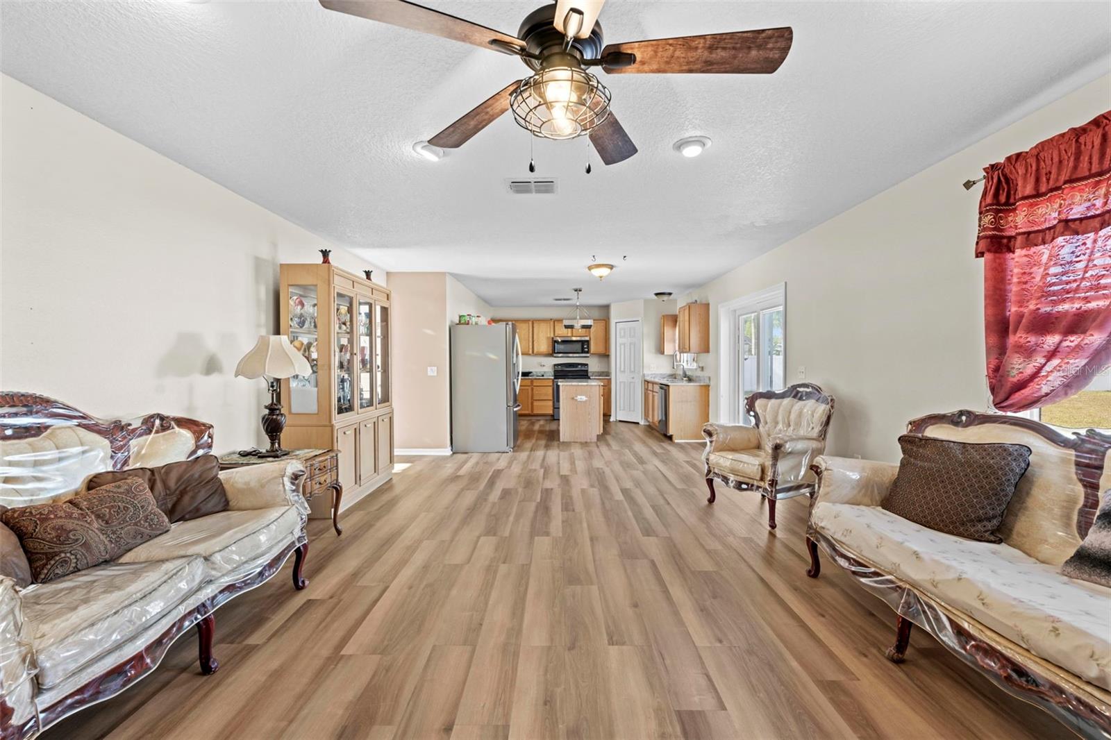 SPRING HILL - Residential