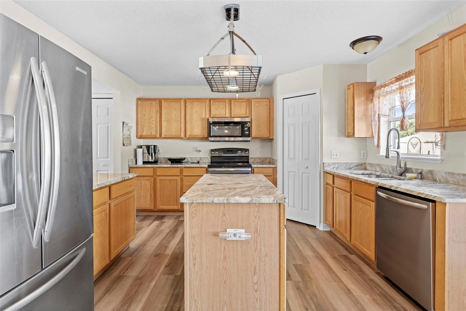 SPRING HILL - Residential