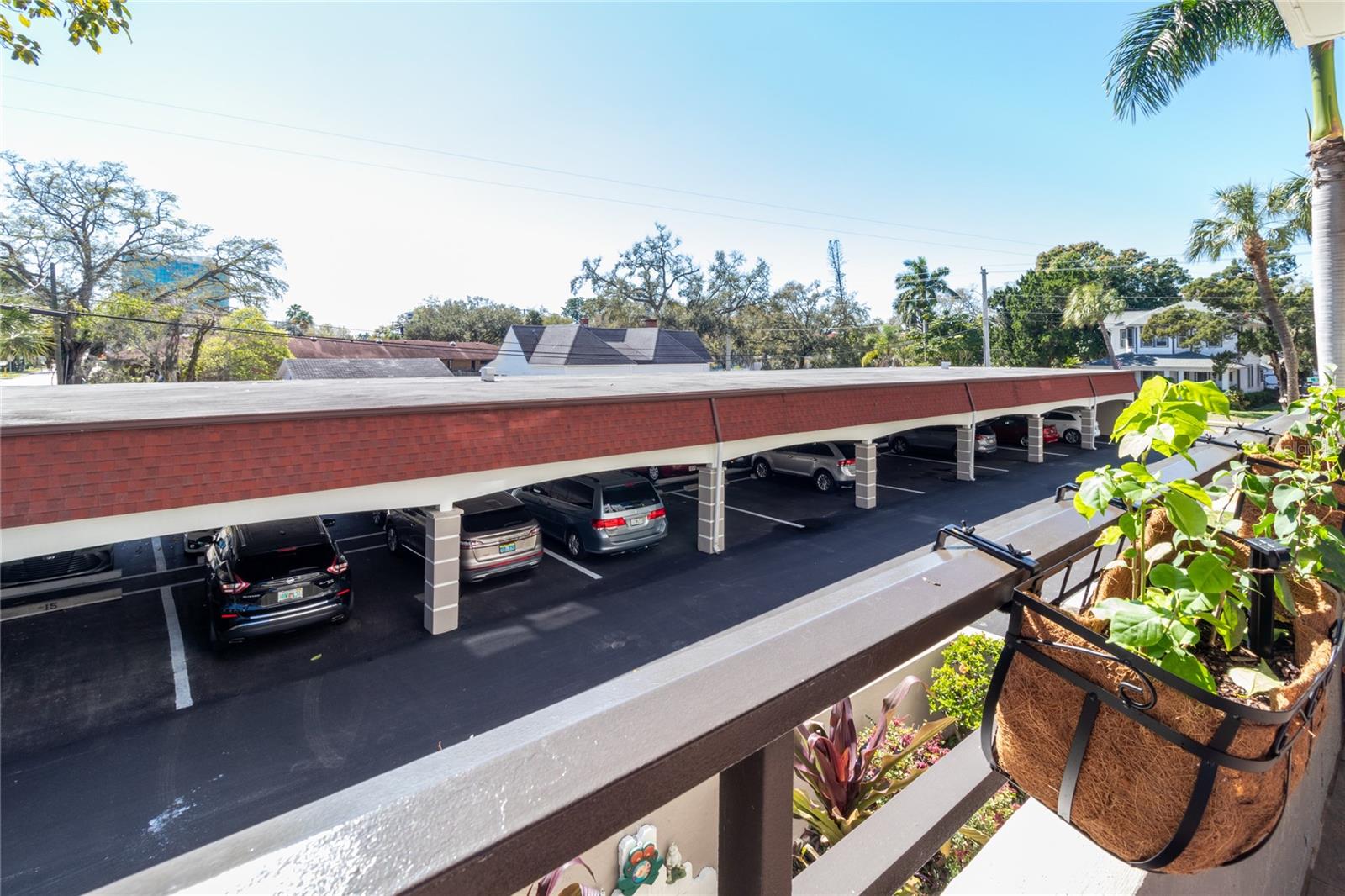 THE RIVERVIEW - Residential