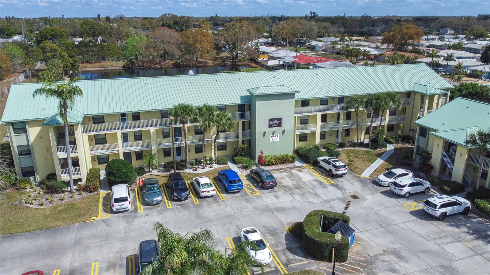 WILLOWS THE CONDO - Residential