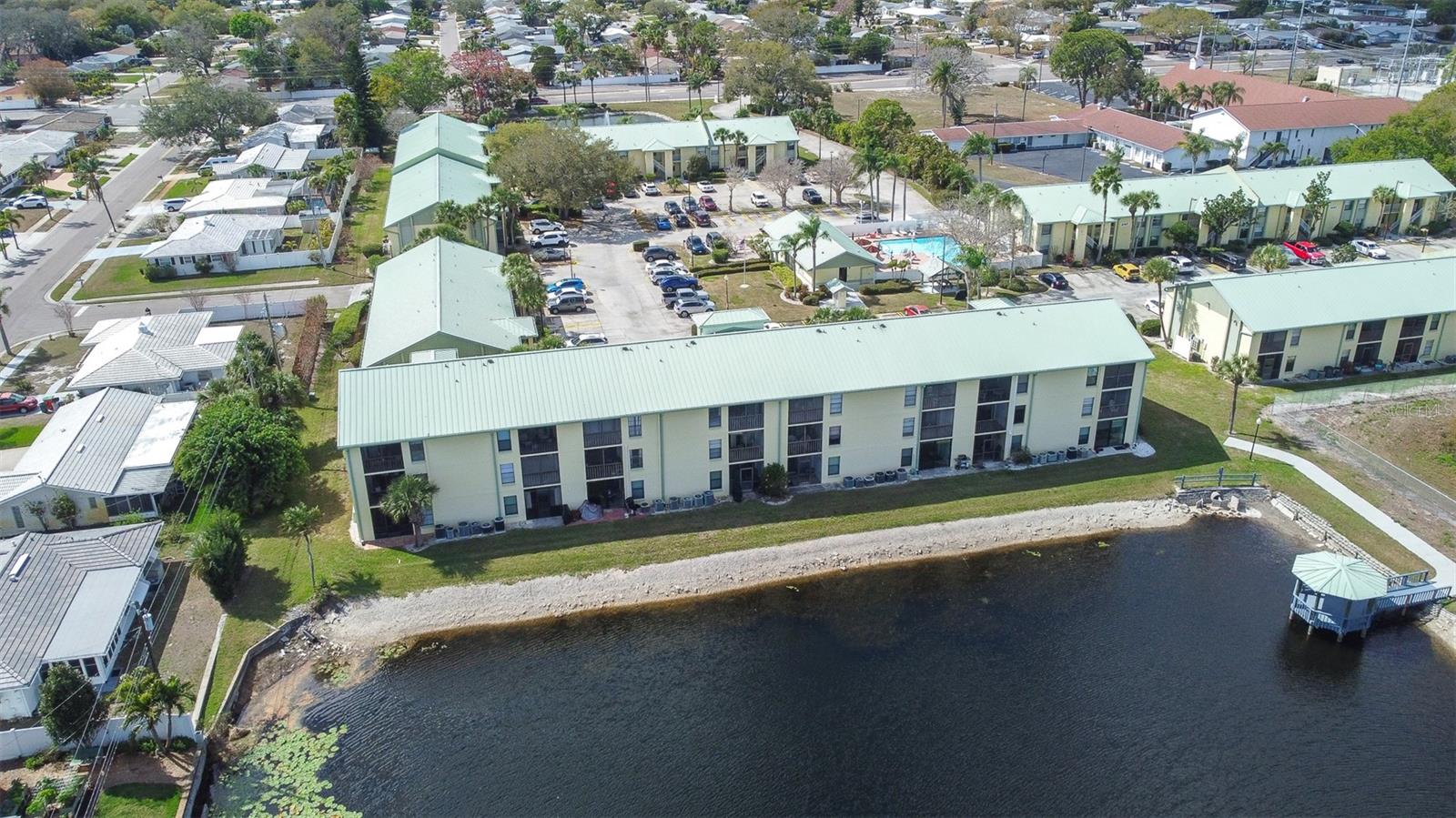 WILLOWS THE CONDO - Residential