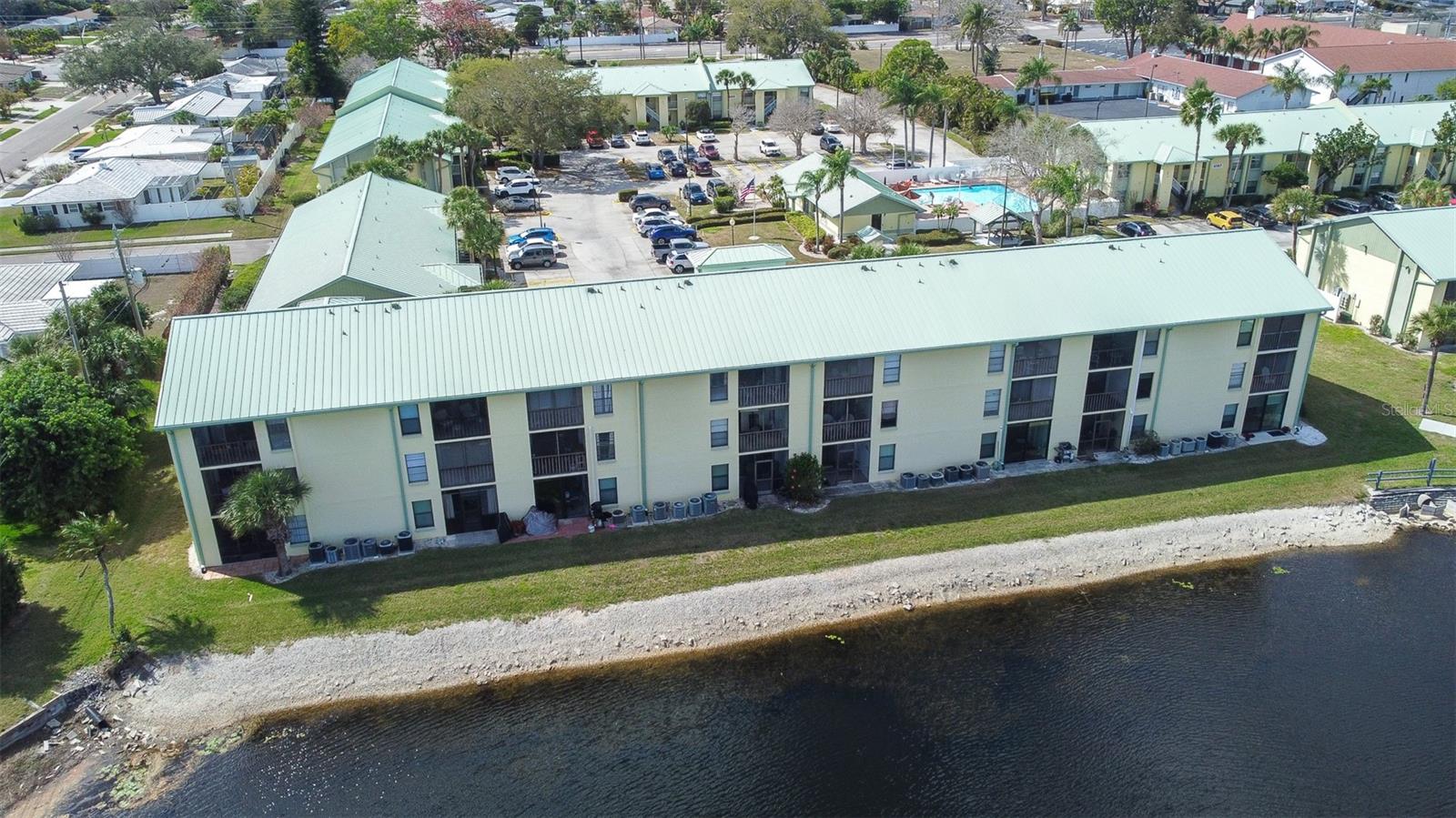 WILLOWS THE CONDO - Residential