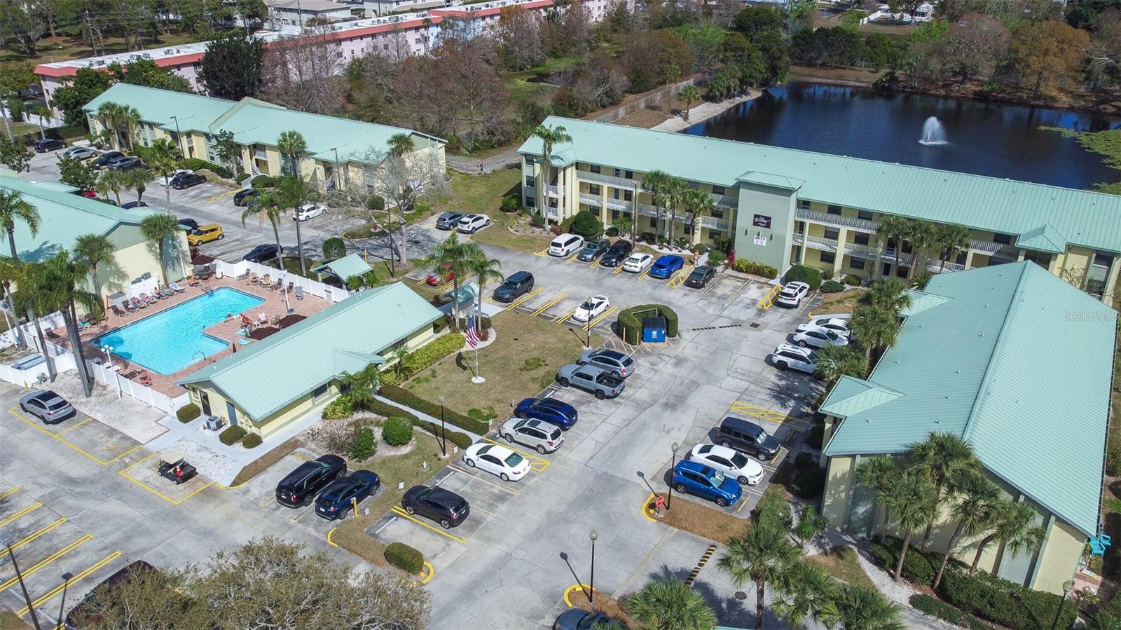 WILLOWS THE CONDO - Residential