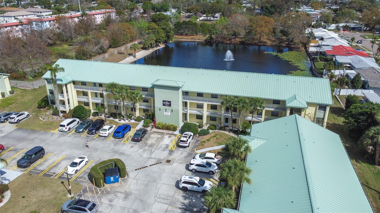 WILLOWS THE CONDO - Residential