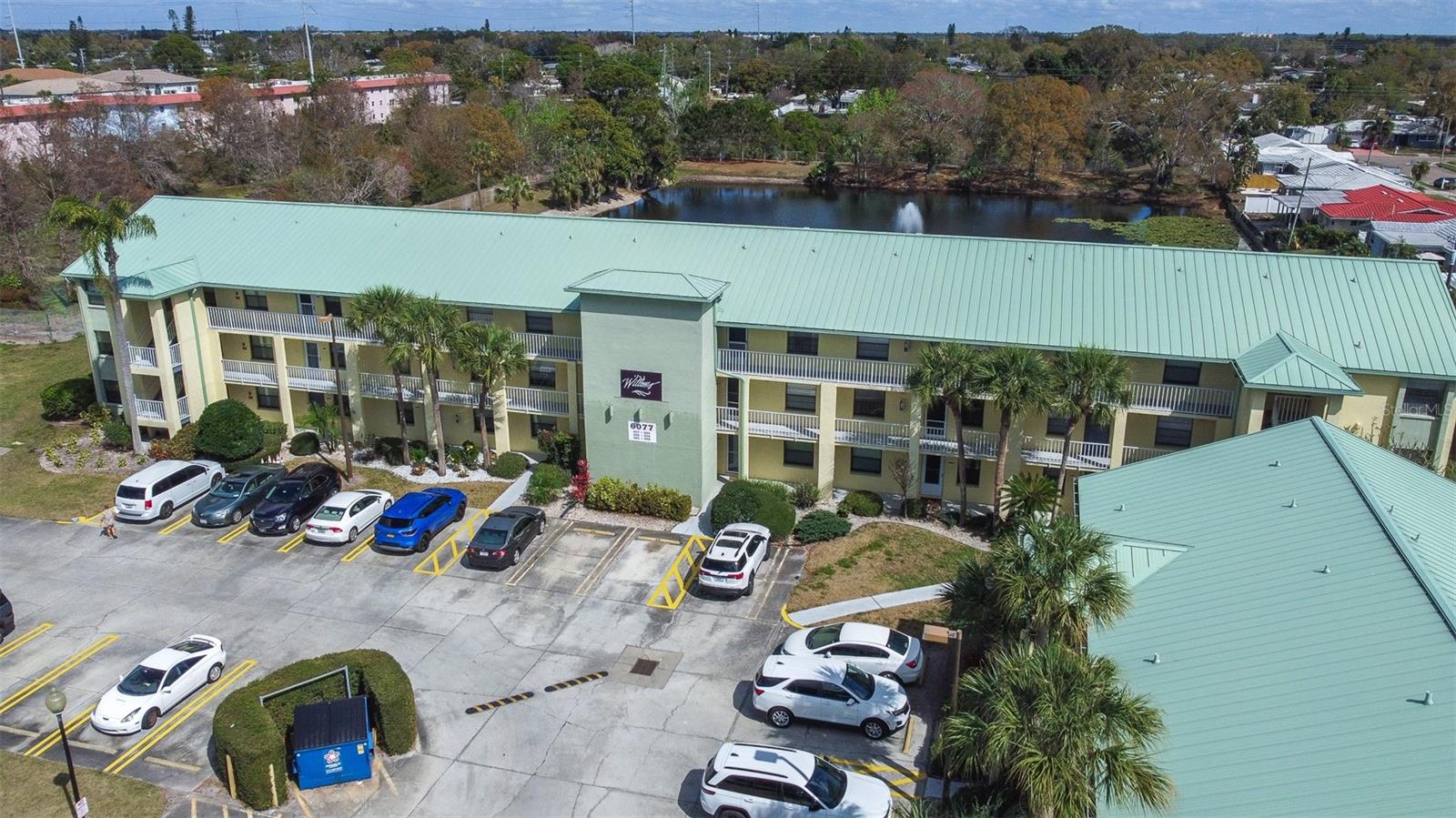 WILLOWS THE CONDO - Residential