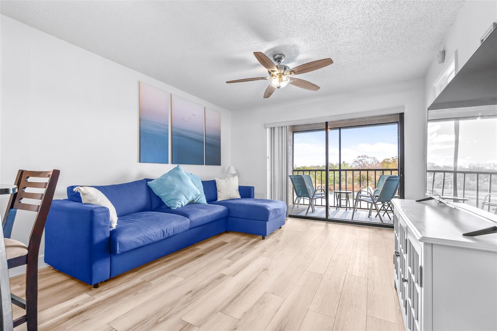 WILLOWS THE CONDO - Residential