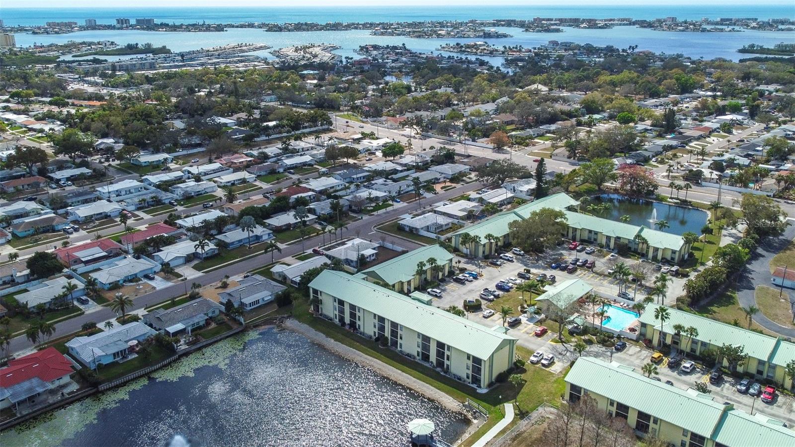 WILLOWS THE CONDO - Residential