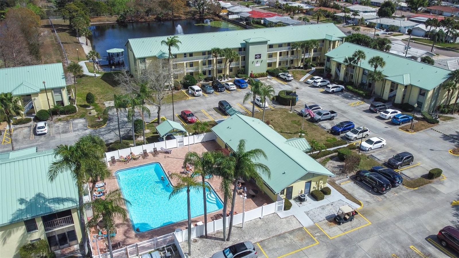 WILLOWS THE CONDO - Residential