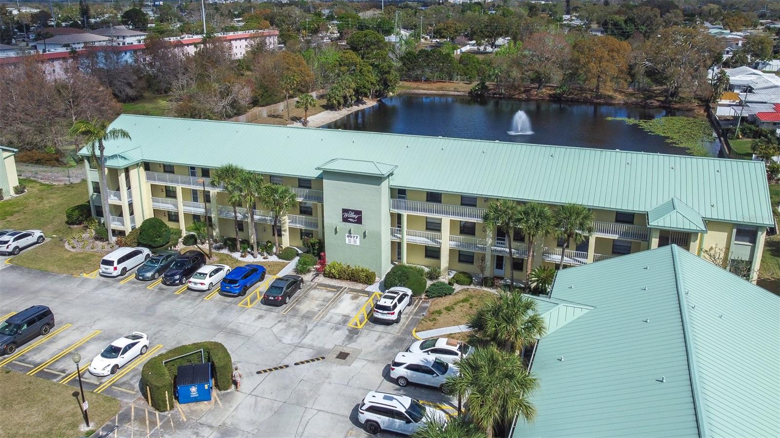 WILLOWS THE CONDO - Residential