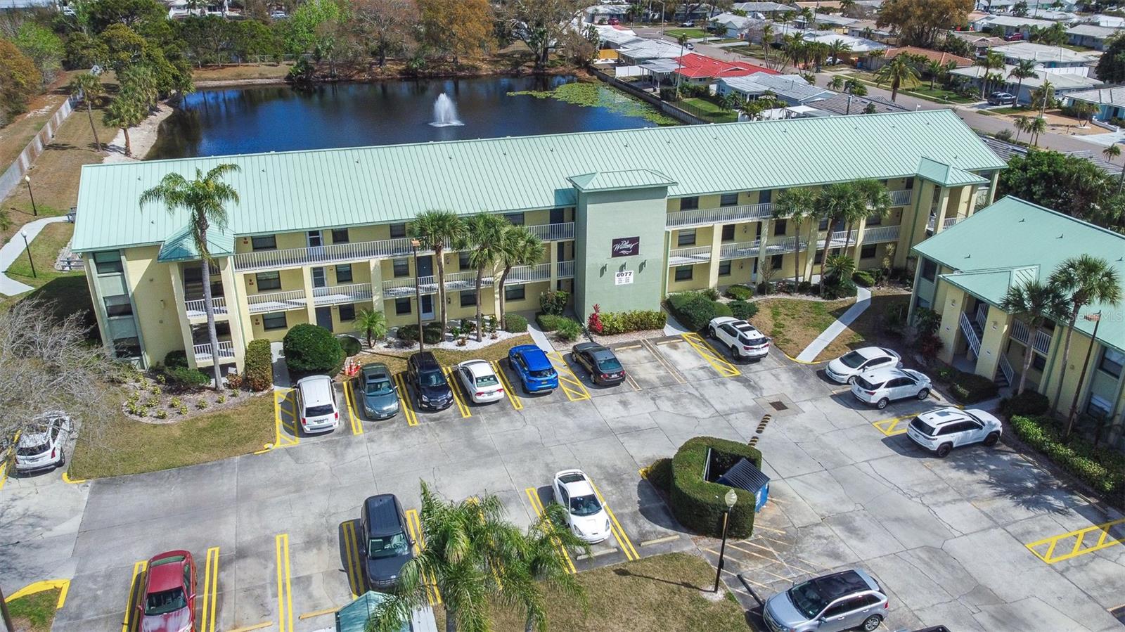 WILLOWS THE CONDO - Residential