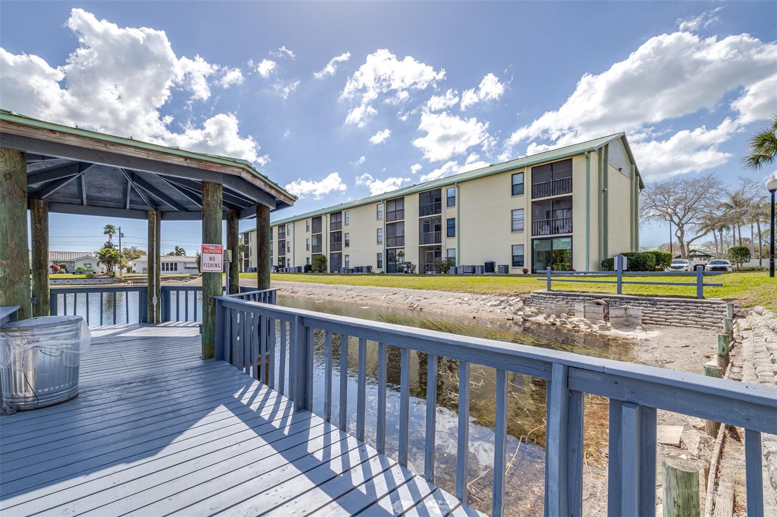 WILLOWS THE CONDO - Residential