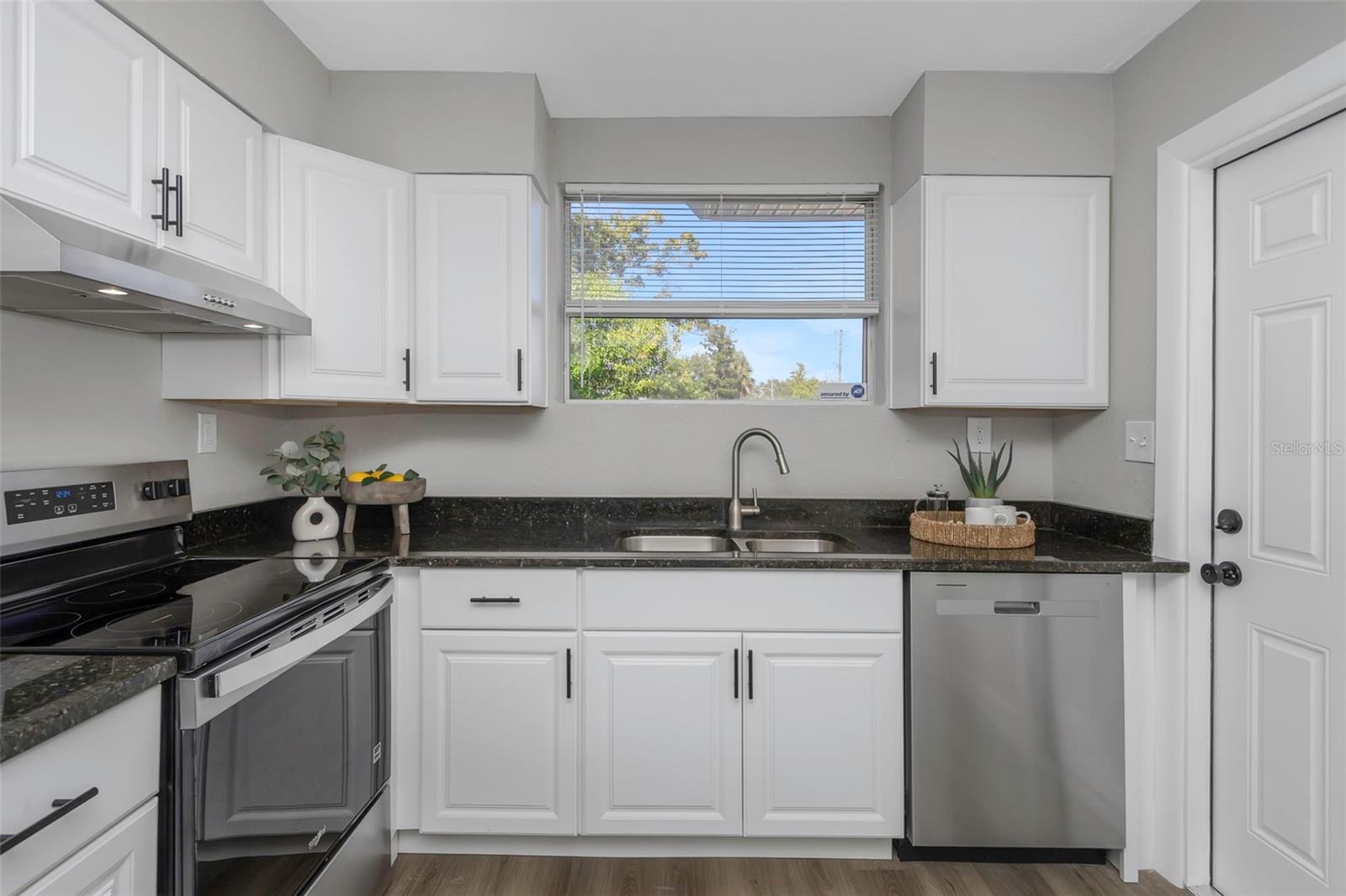 GOLDEN GLOW GROVES 2ND REP - Residential