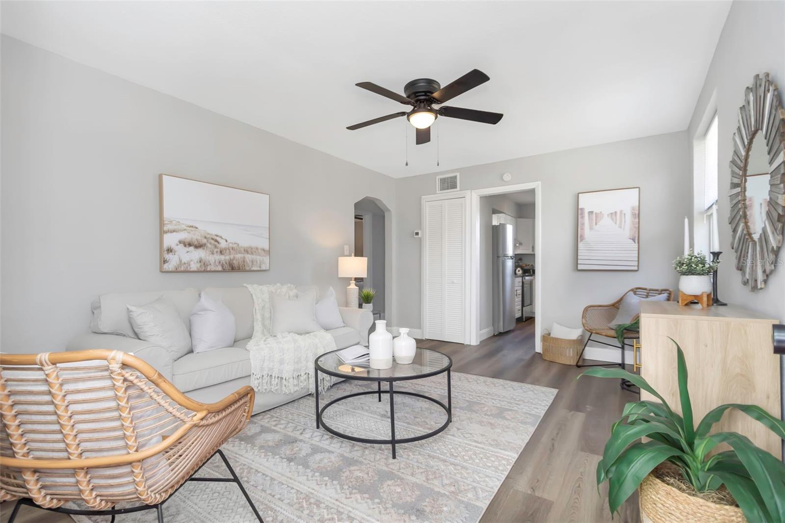 GOLDEN GLOW GROVES 2ND REP - Residential