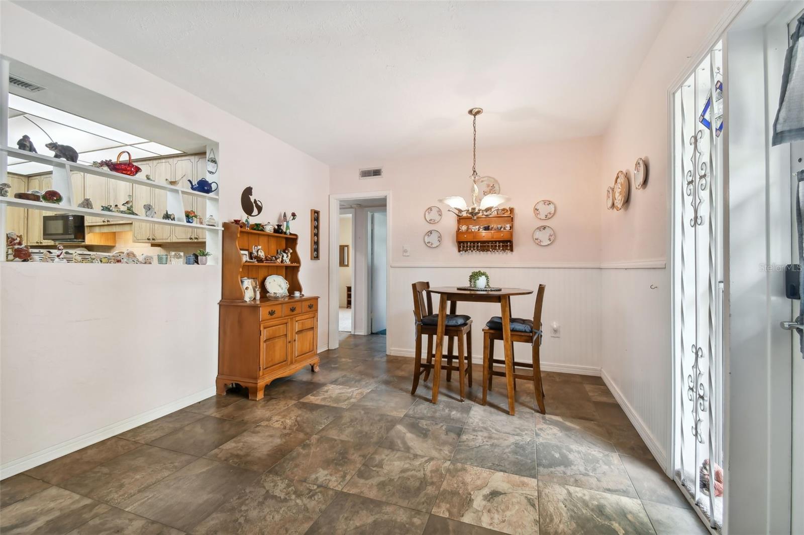 MILES PINES - Residential