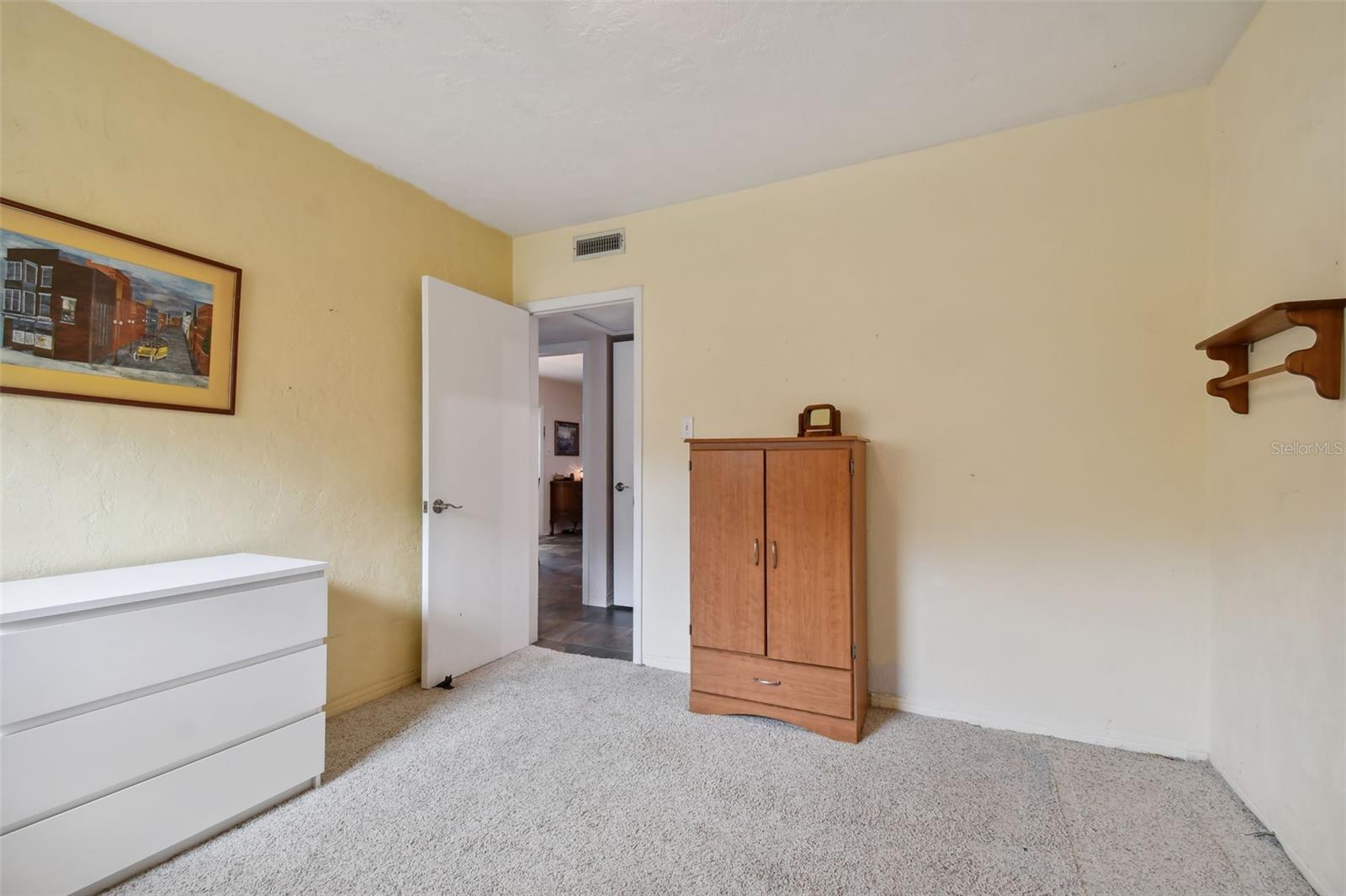 MILES PINES - Residential