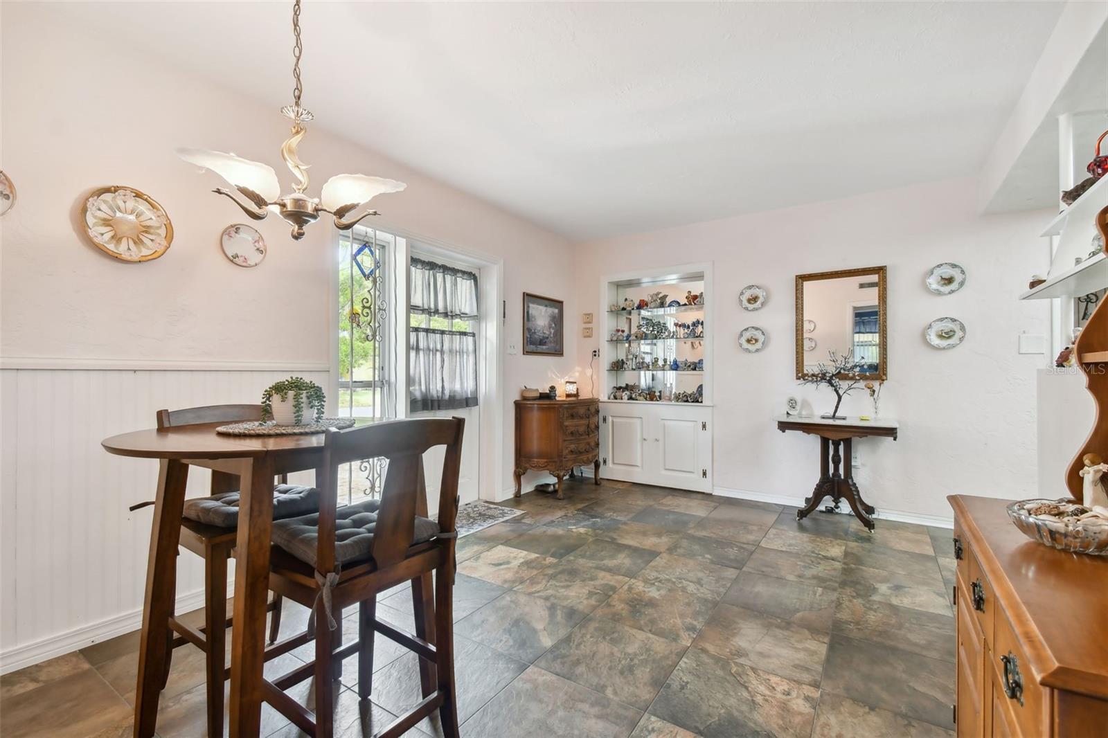 MILES PINES - Residential