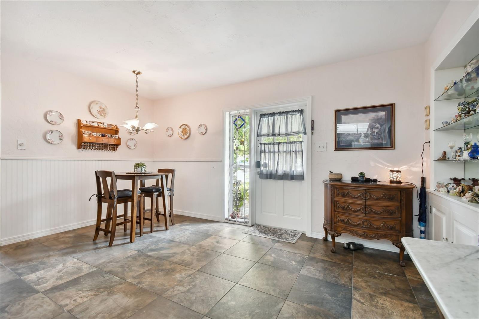 MILES PINES - Residential