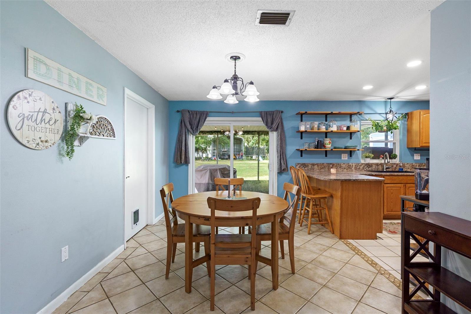 CENTENNIAL ESTATES SUB - Residential