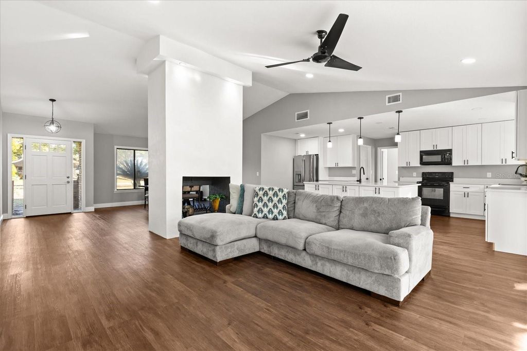 Photo of 2101 Rocky Hill Drive, Deltona, FL 32738 (MLS # O6368980)