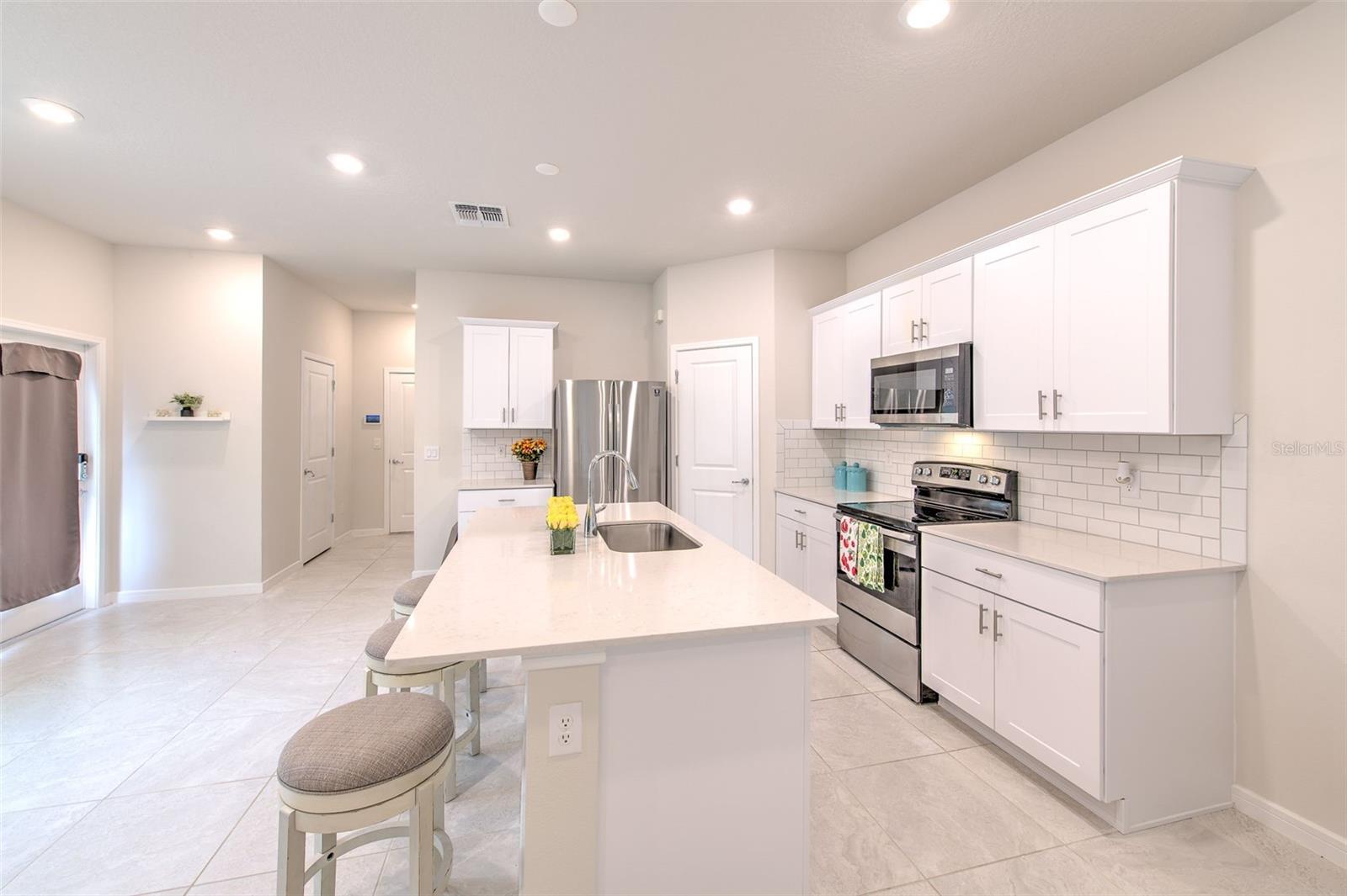 OAKSTEAD TWNHMS - Residential