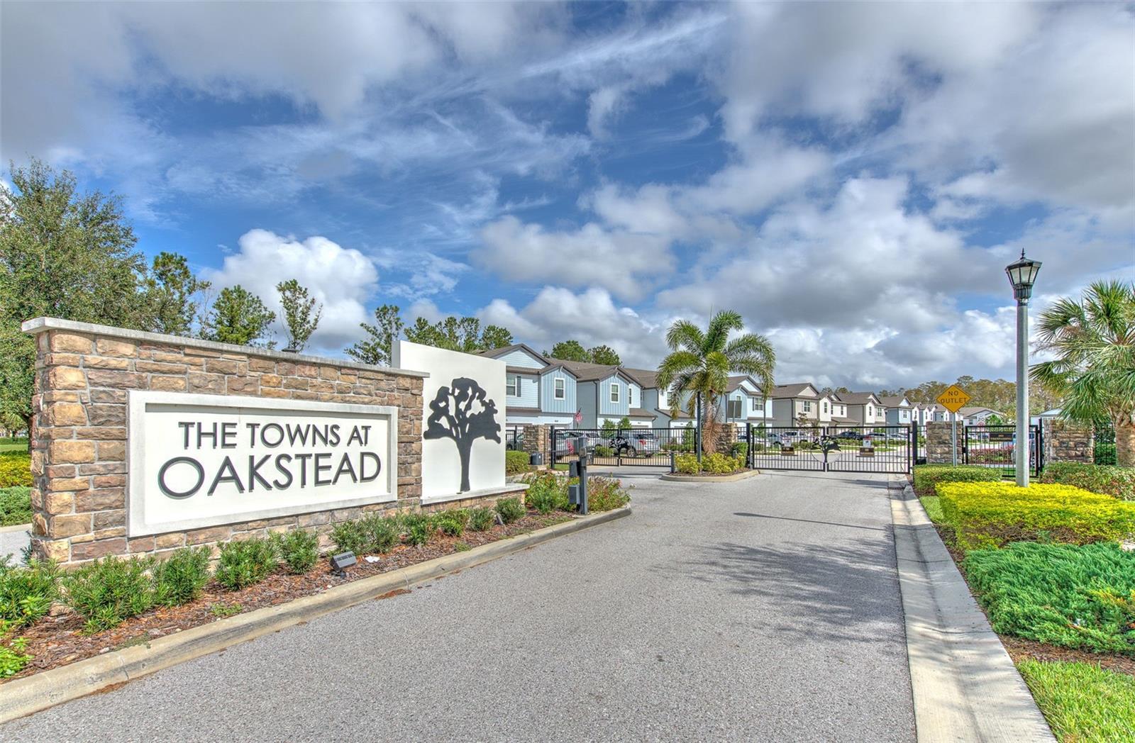 OAKSTEAD TWNHMS - Residential