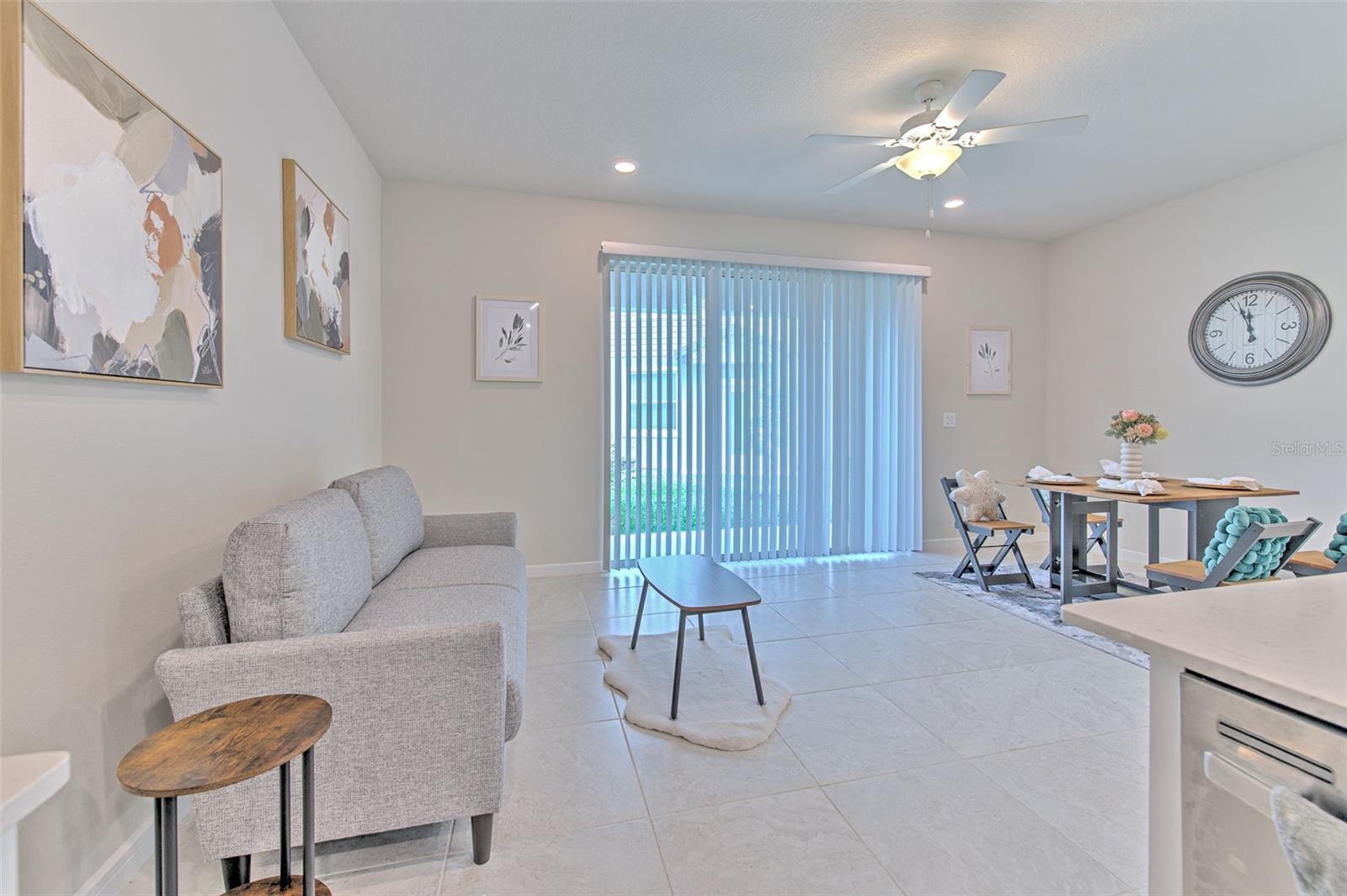 OAKSTEAD TWNHMS - Residential