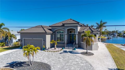 A home in PUNTA GORDA