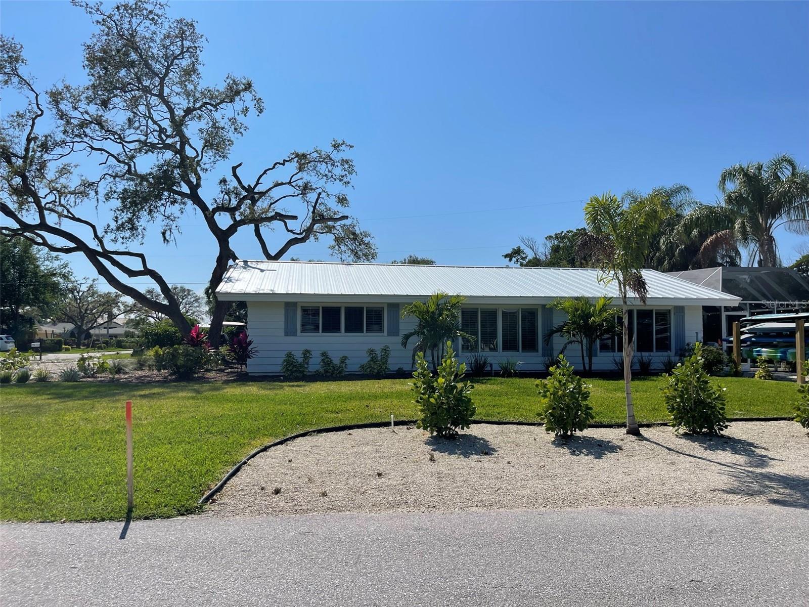 CORAL COVE - Residential Lease