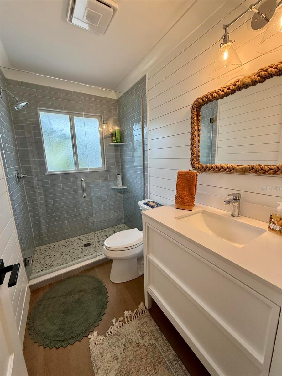 CORAL COVE - Residential Lease