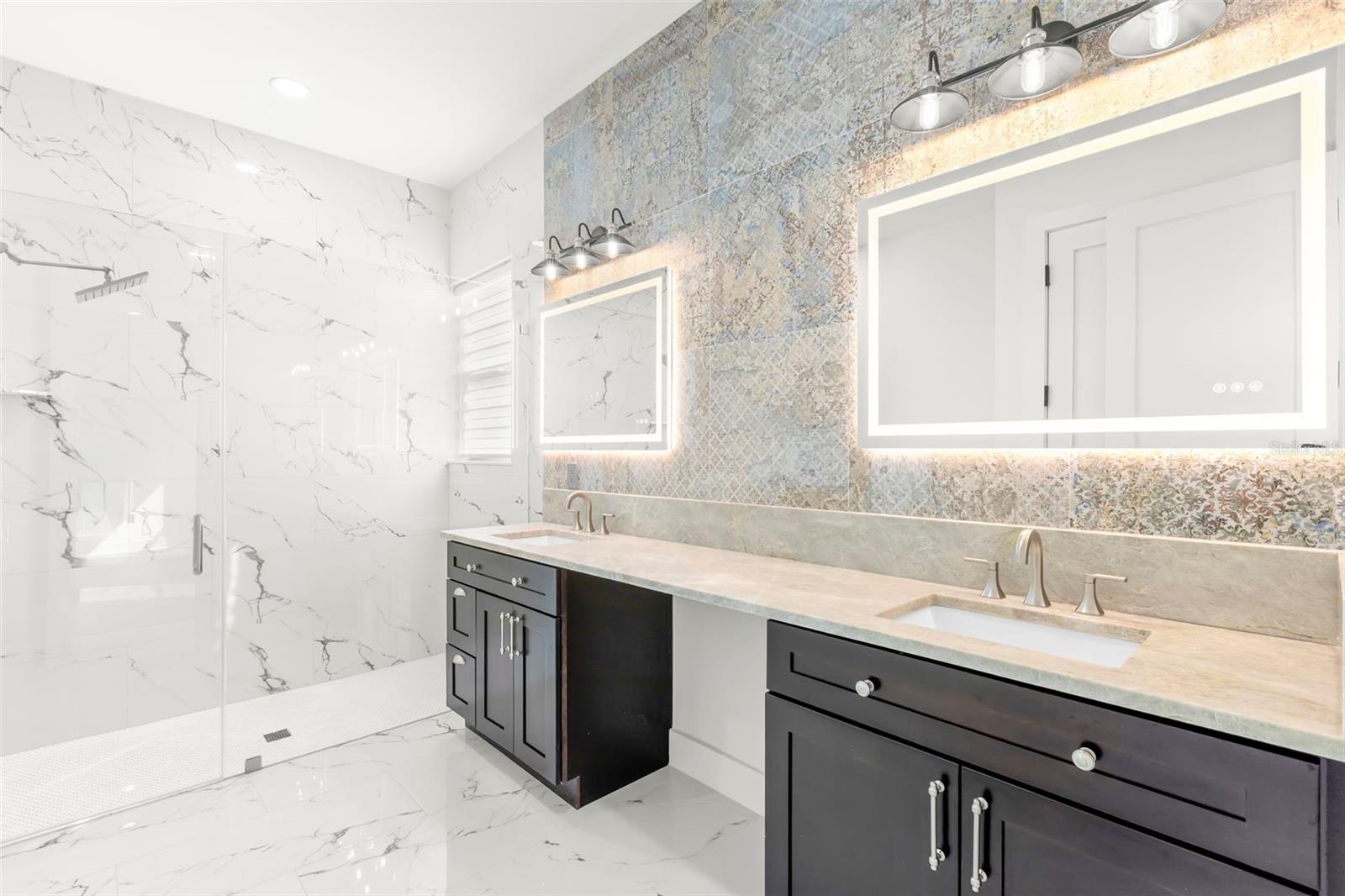 EDGE WATER RESERVE - Residential