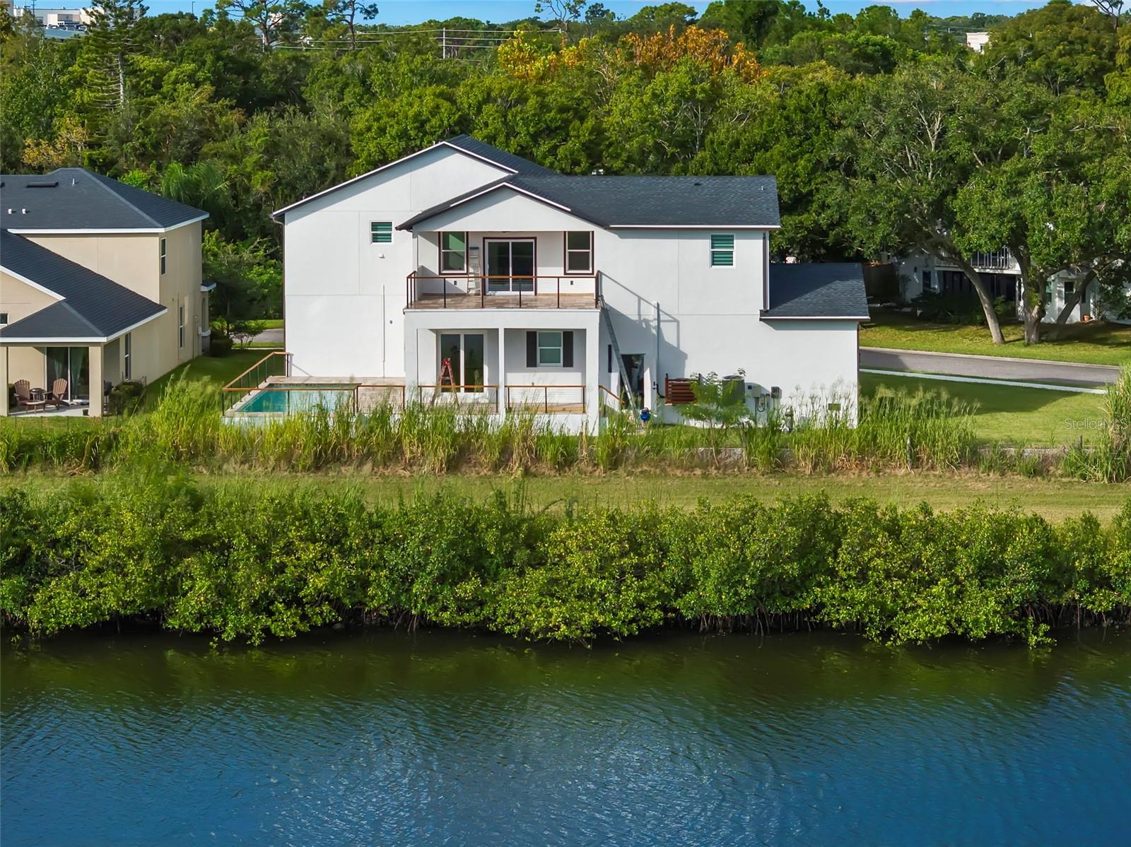 EDGE WATER RESERVE - Residential
