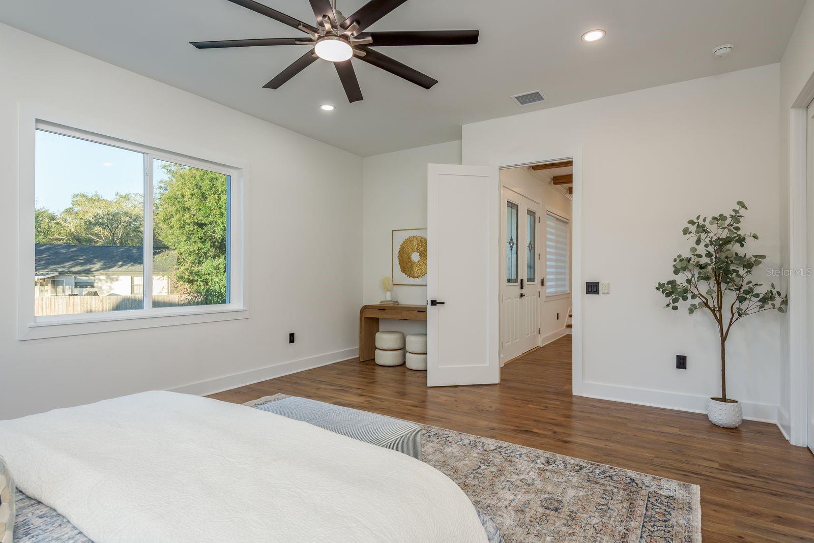 EDGE WATER RESERVE - Residential