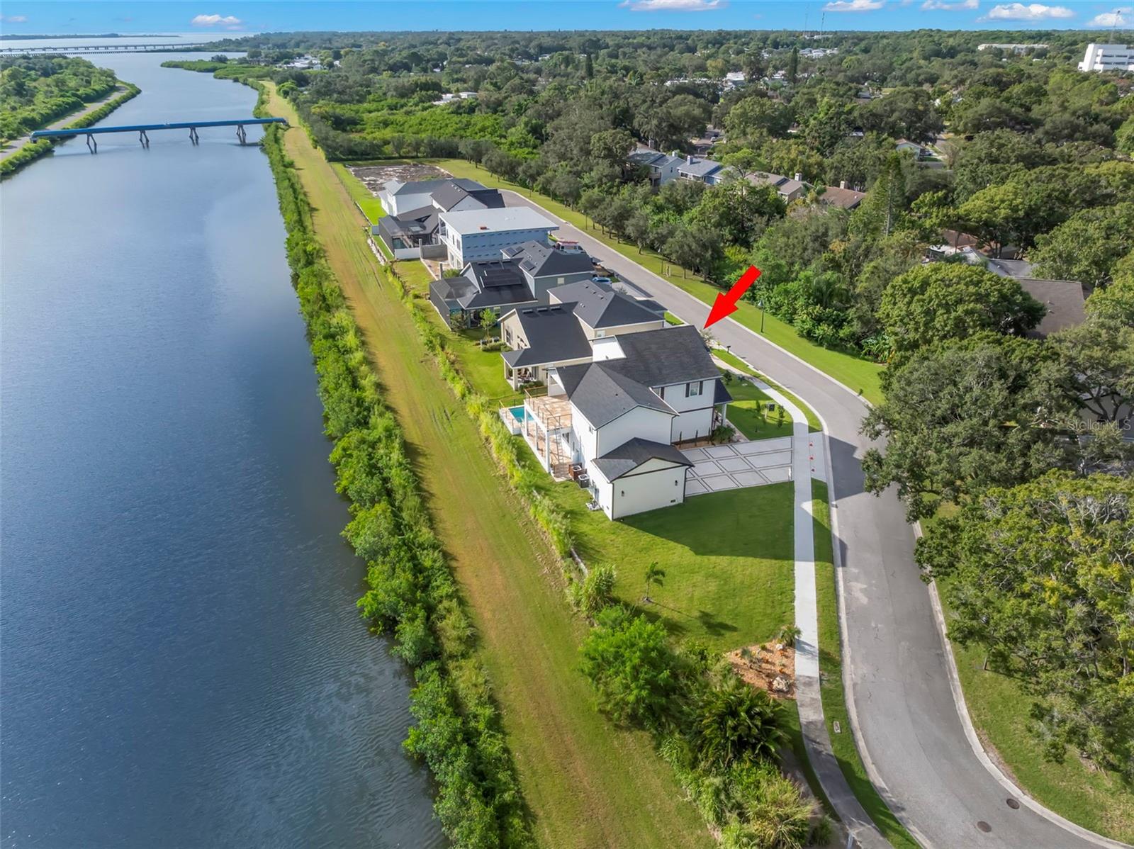 EDGE WATER RESERVE - Residential