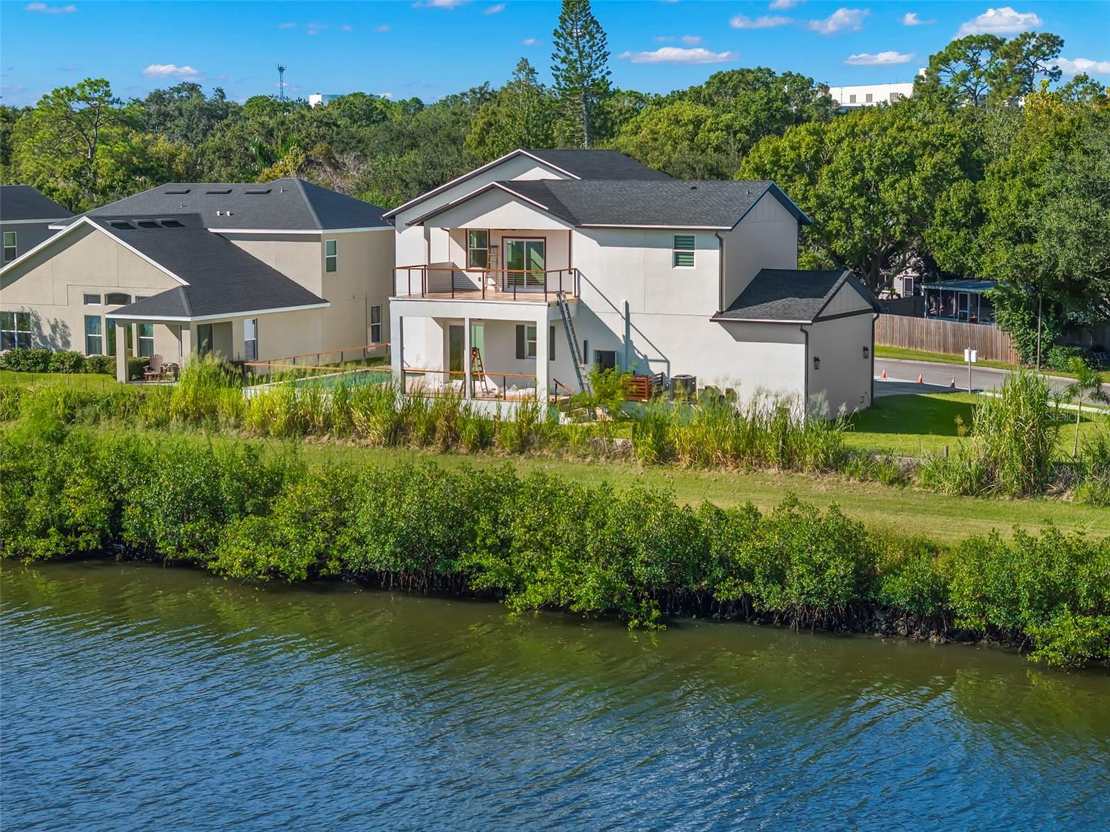 EDGE WATER RESERVE - Residential