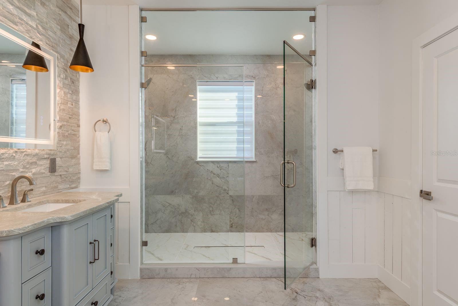 EDGE WATER RESERVE - Residential